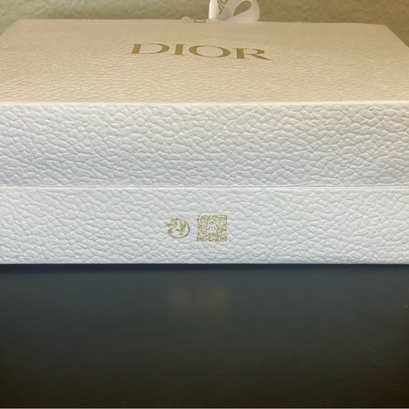 DIOR Small Shopping Bag With Ribbon Closure - Picture 6 of 9